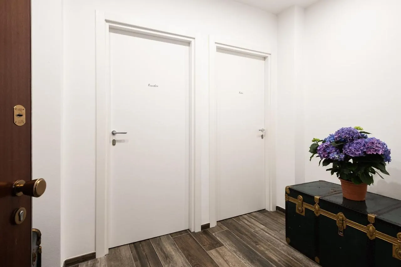 Mari Urbani Apartment La Spezia